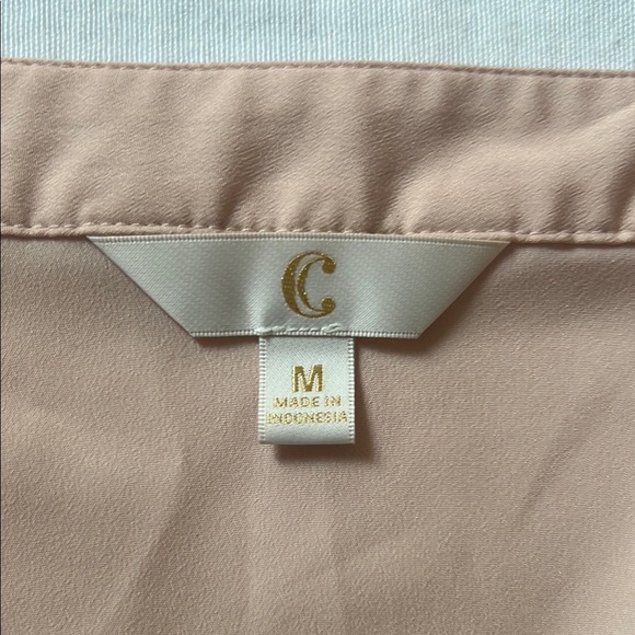 Soft Pink Relaxed Zip Front Blouse with 3/4 Sleeves - Picture 2 of 4